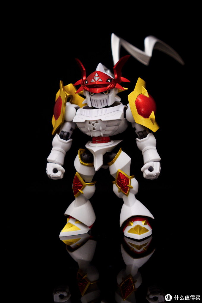 右手圣、左手圣盾，遵循我的骑士之道！万代NX红莲骑士兽开箱评测