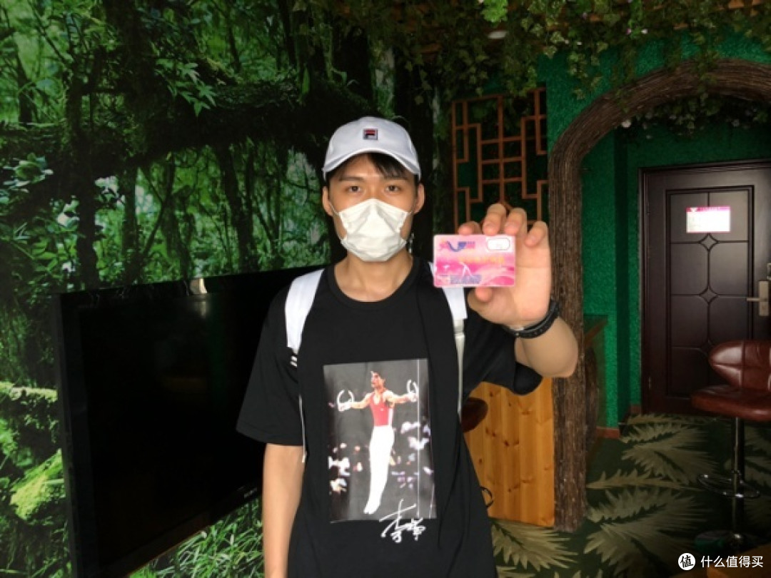 这么脏的情侣酒店,看完你七夕还敢去么?