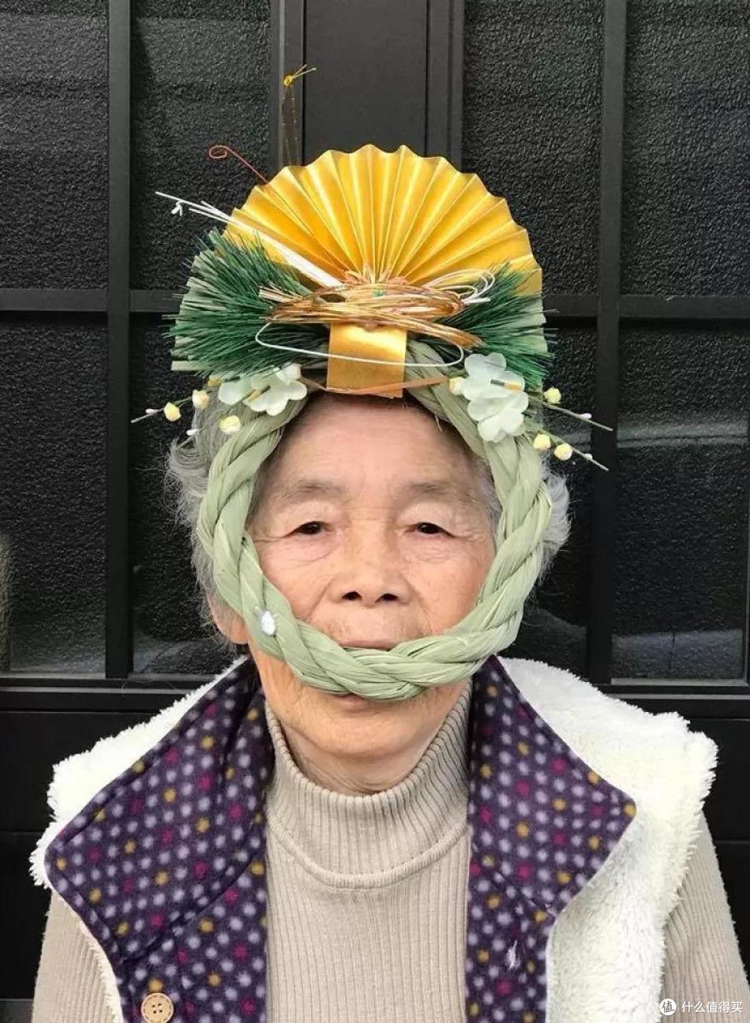 坐下来也不闲着