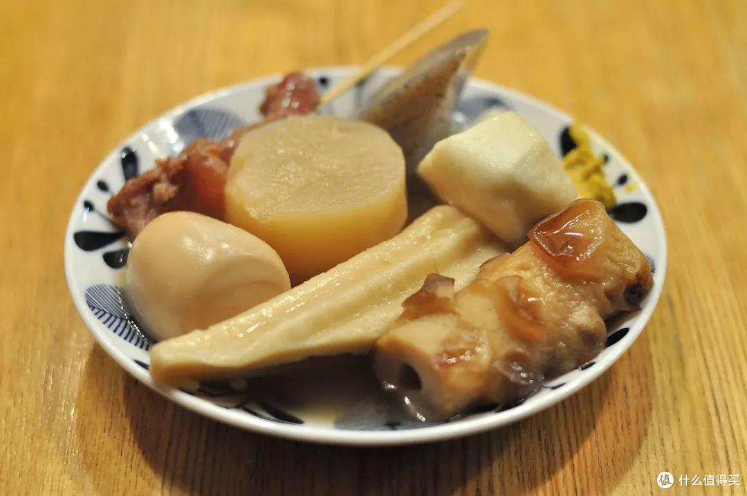 关东煮，也是许多人的“深夜食堂”菜谱常客。图片：Ocdp / wikimedia