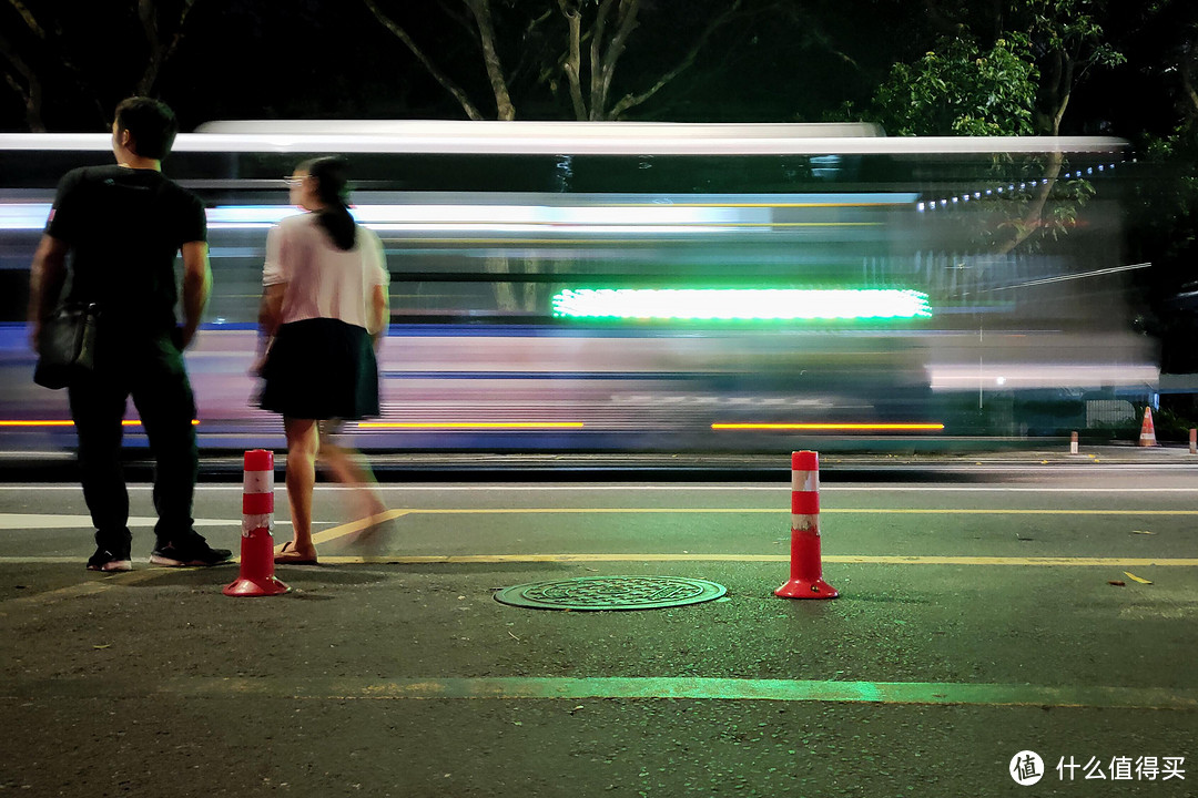 倒贴￥1去刘海，年度旗舰—魅族 16 手机