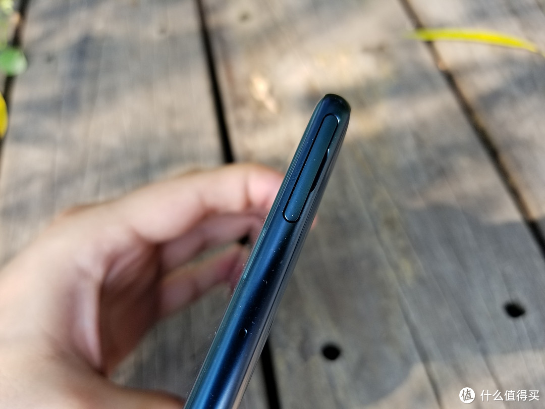 特立独行才是真索尼——Sony Xperia XZ2 开箱测评