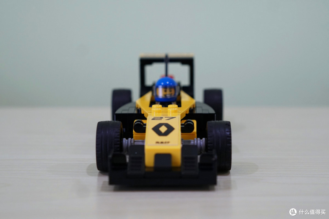 晒晒我新入手的乐高雷诺rs17赛车