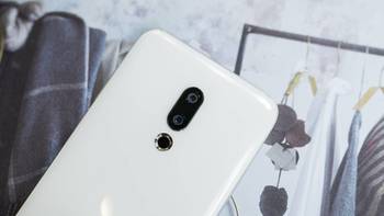 魅族16th手机外观展示(处理器|摄像头|防抖)