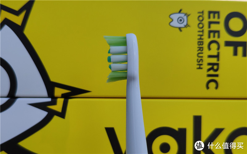 你刷牙最需要的功能是什么？试试这款性价比很高的YAKO 磁悬电动牙刷