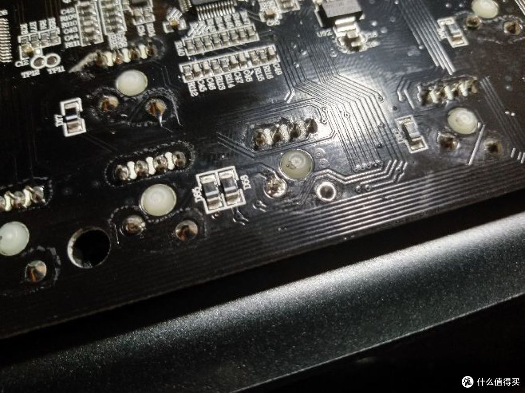 一场突如其来的键盘维修—赛睿apex m650 qx2 黑轴拆解