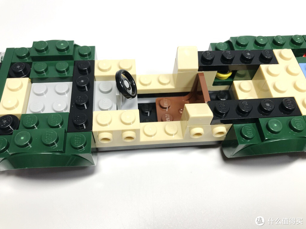 复古风的跑车:LEGO 乐高 Speed竞速赛车 75884 1968款福特野马