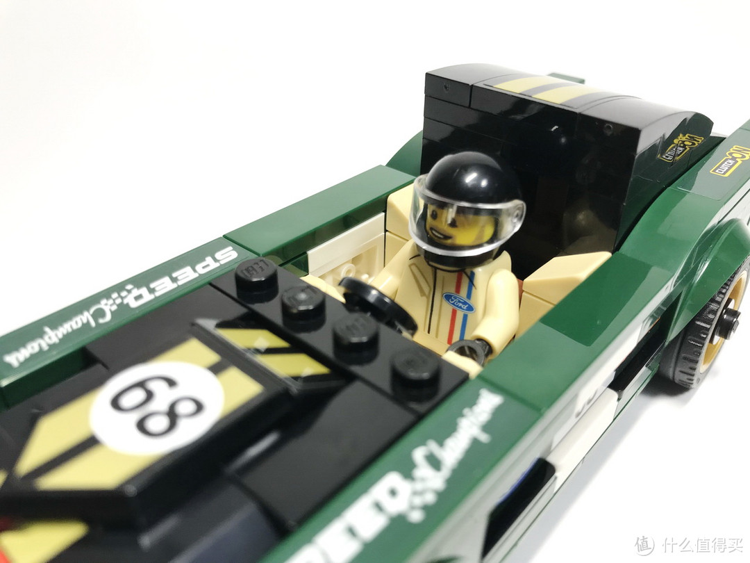 复古风的跑车:LEGO 乐高 Speed竞速赛车 75884 1968款福特野马