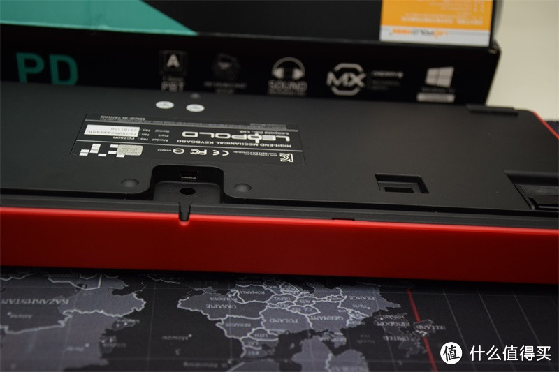 这把键盘足够扛过大学四年的游戏生涯—LEOPOLD 利奥博德 750R PD赤色限定 键盘开箱
