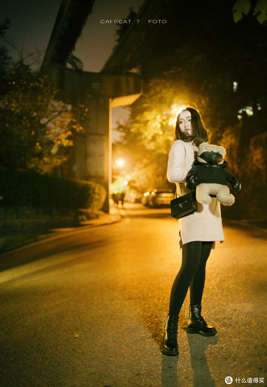 在网红城市重庆打卡拍夜景人像，这些地方你一定不要错过！