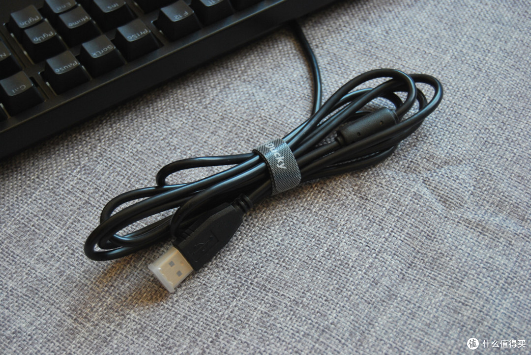 入门级樱桃轴键盘配上RGB的效果——AKKO&DUCKY 3108S RGB使用评测