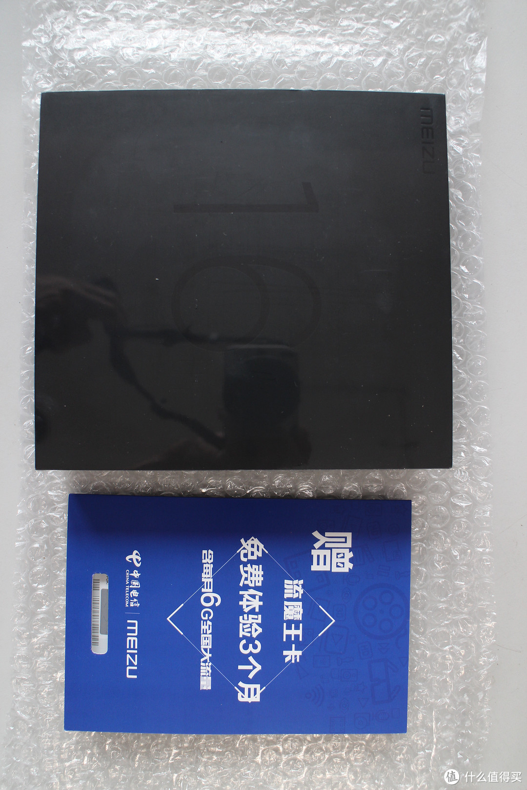 赠送了要给19元6G的电信卡。。。可是我39元100G啊，还赠送1200分钟通话，这种没有诚意的体验卡，有何用呢？