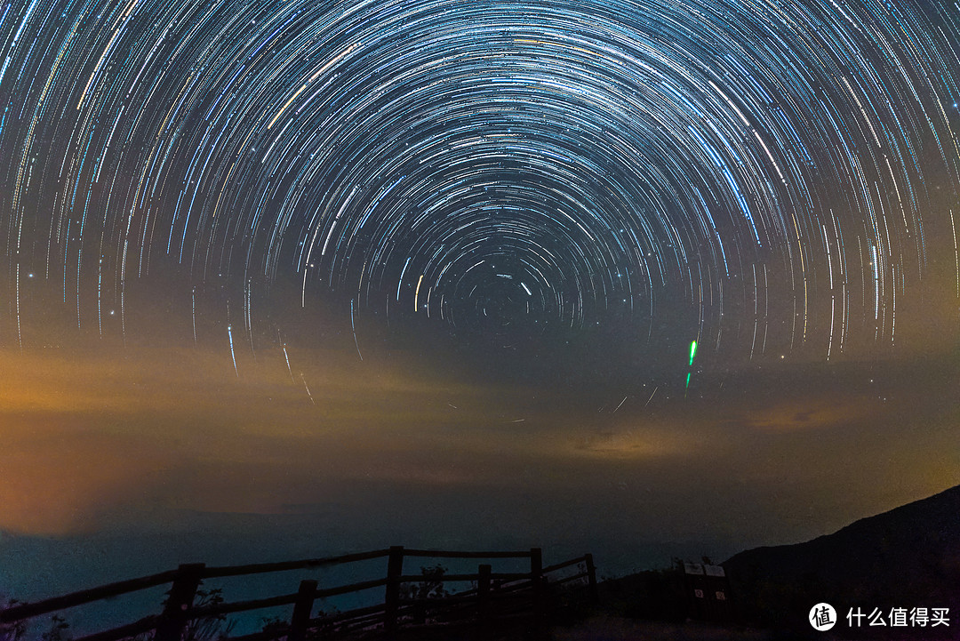 偶遇绿色流星