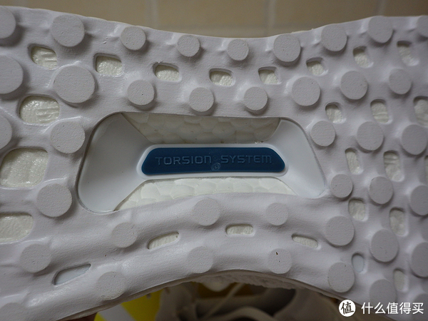这是小白鞋该有的样子--Adidas UltraBOOST C