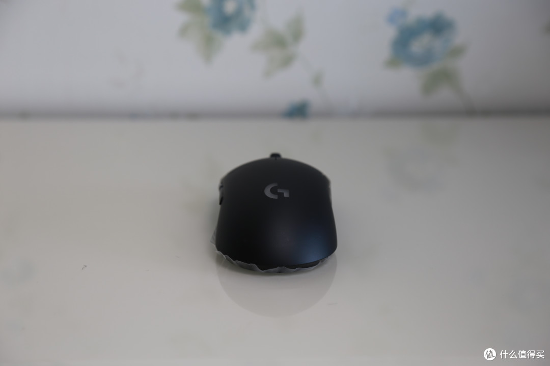 屁股的灯还没有点亮~