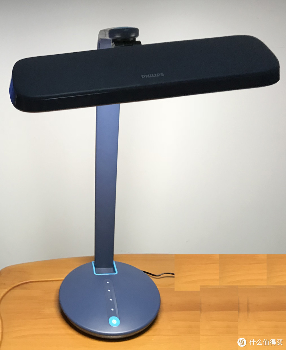 闪亮生活飞利浦66111轩扬led台灯评测