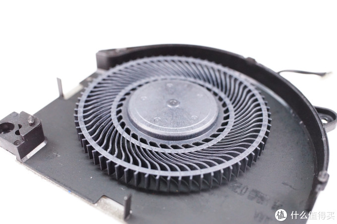 8代i7主流游戏本，联想拯救者Y7000性能测试&完全拆解