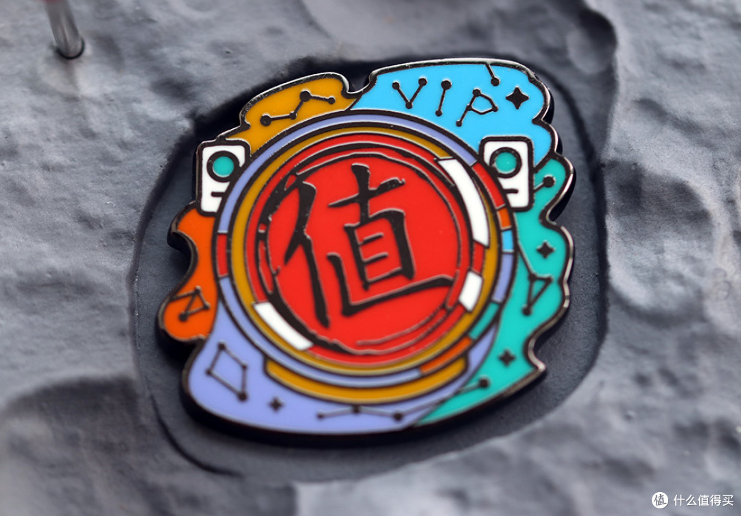 张大妈VIP福利—SMZDM 什么值得买 达人勋章开箱速晒