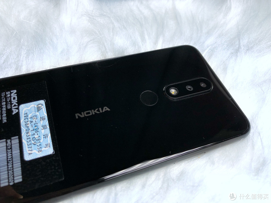 为情怀更为品质：Nokia 诺基亚 X5 AI拍照手机