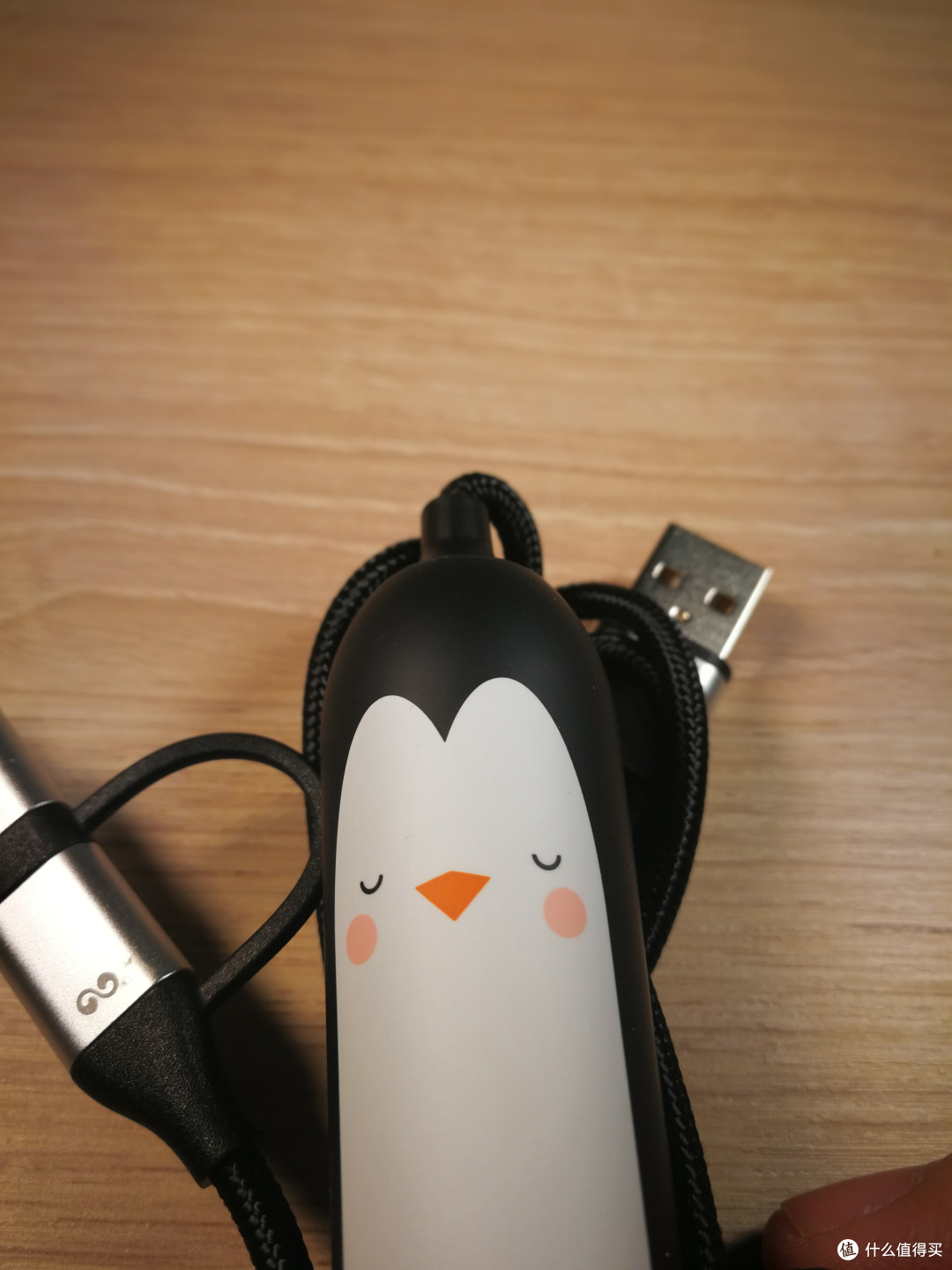 iWALK Crazy cable移动电源充电线--女性随身利器 创新值得肯定