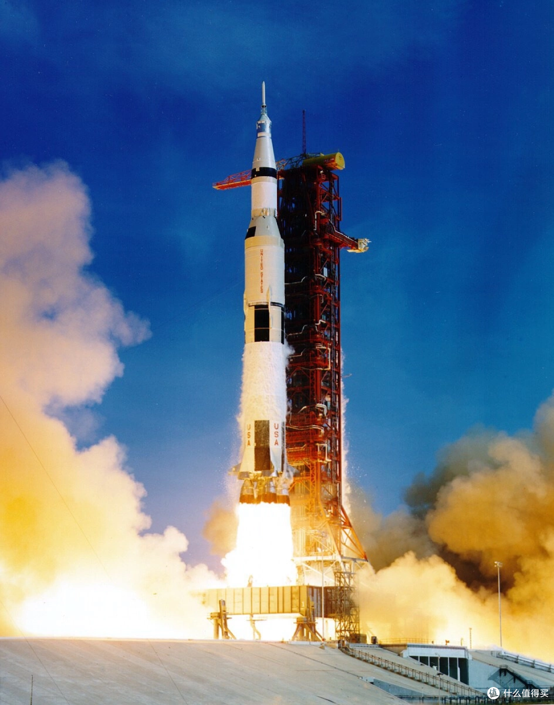 图3 屡遭挫折的前苏联n1火箭升空在对比一下两国同时代载人火箭升空的