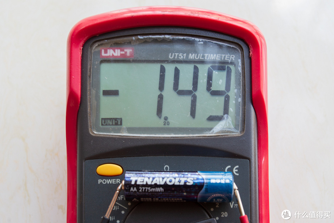 南孚 镀金车钥匙用纽扣电池&TENAVOLTS 5号（AA）充电锂电池 拆解测评