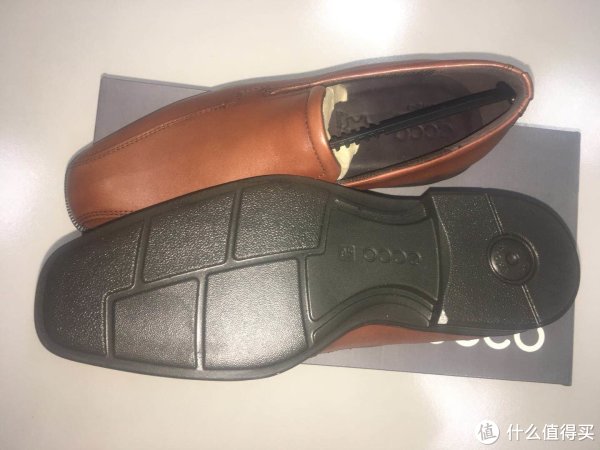 鞋底dip注塑，防滑性不错