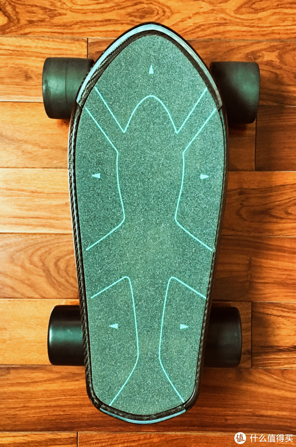 胡桃科技 spectra pro ai智能体感电动滑板评测丨胡桃科技 spectra