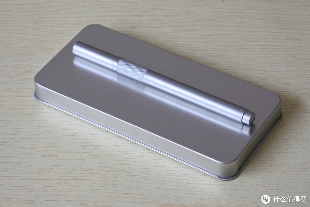 两支平价晨光钢笔：全金属外壳 & 木之语 开箱