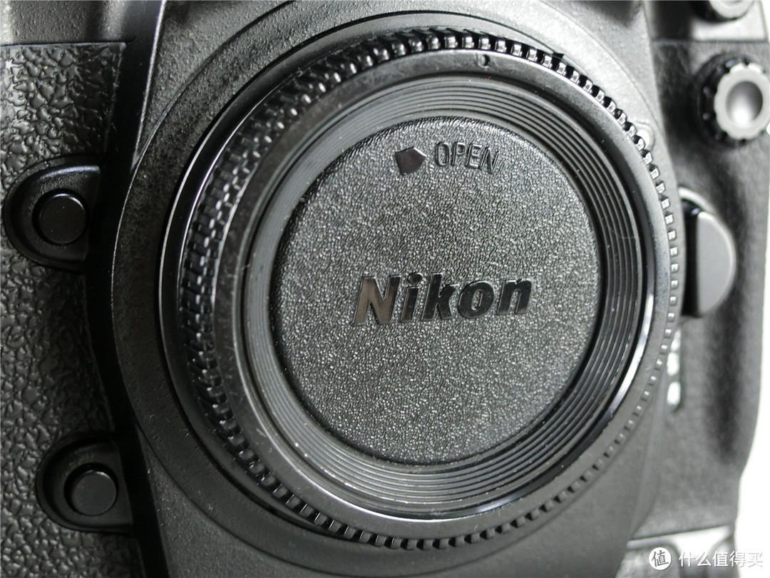 “上古神物”—Nikon 尼康 D2x 单反相机 晒单分享（附带相机被税经历参考）