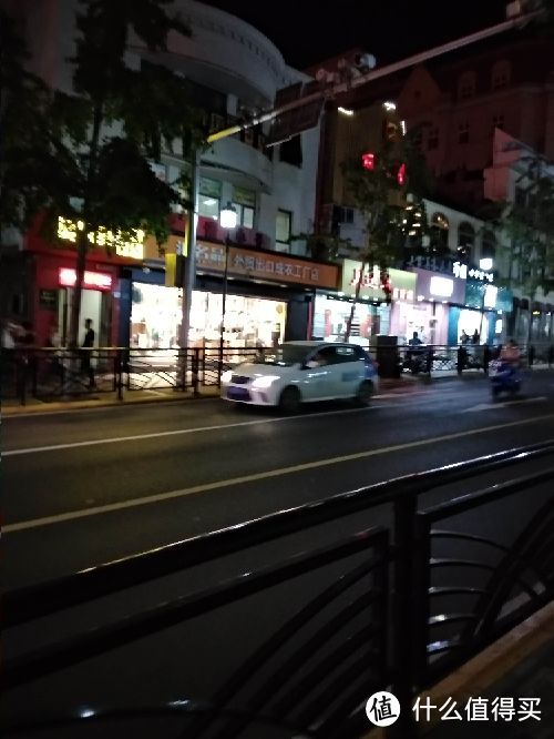 互坑模式中衰败的中山路和老店，名不符实的青岛特色小吃，青岛劈柴院周边闲逛游记。。。