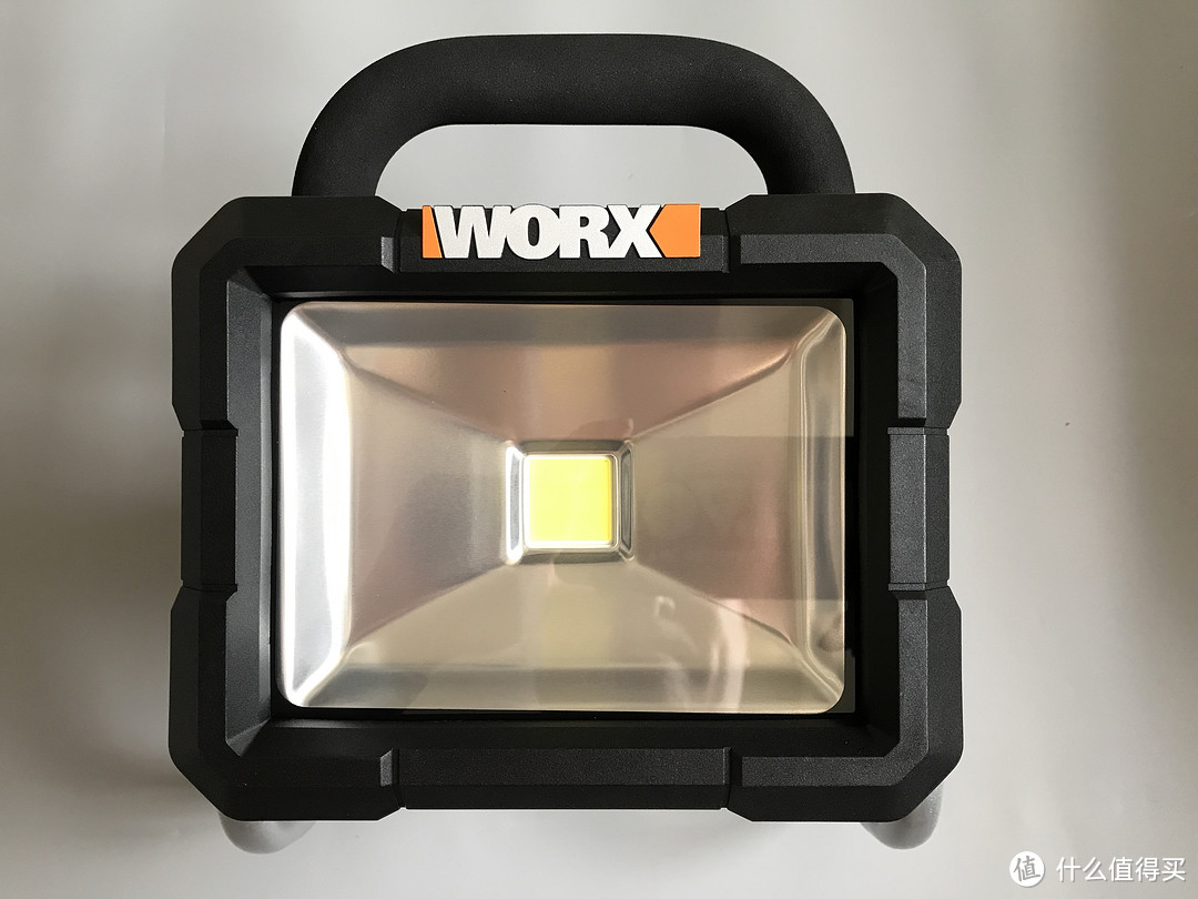 家族中不可或缺的一员—Worx 威克士 026.9 LED强光灯