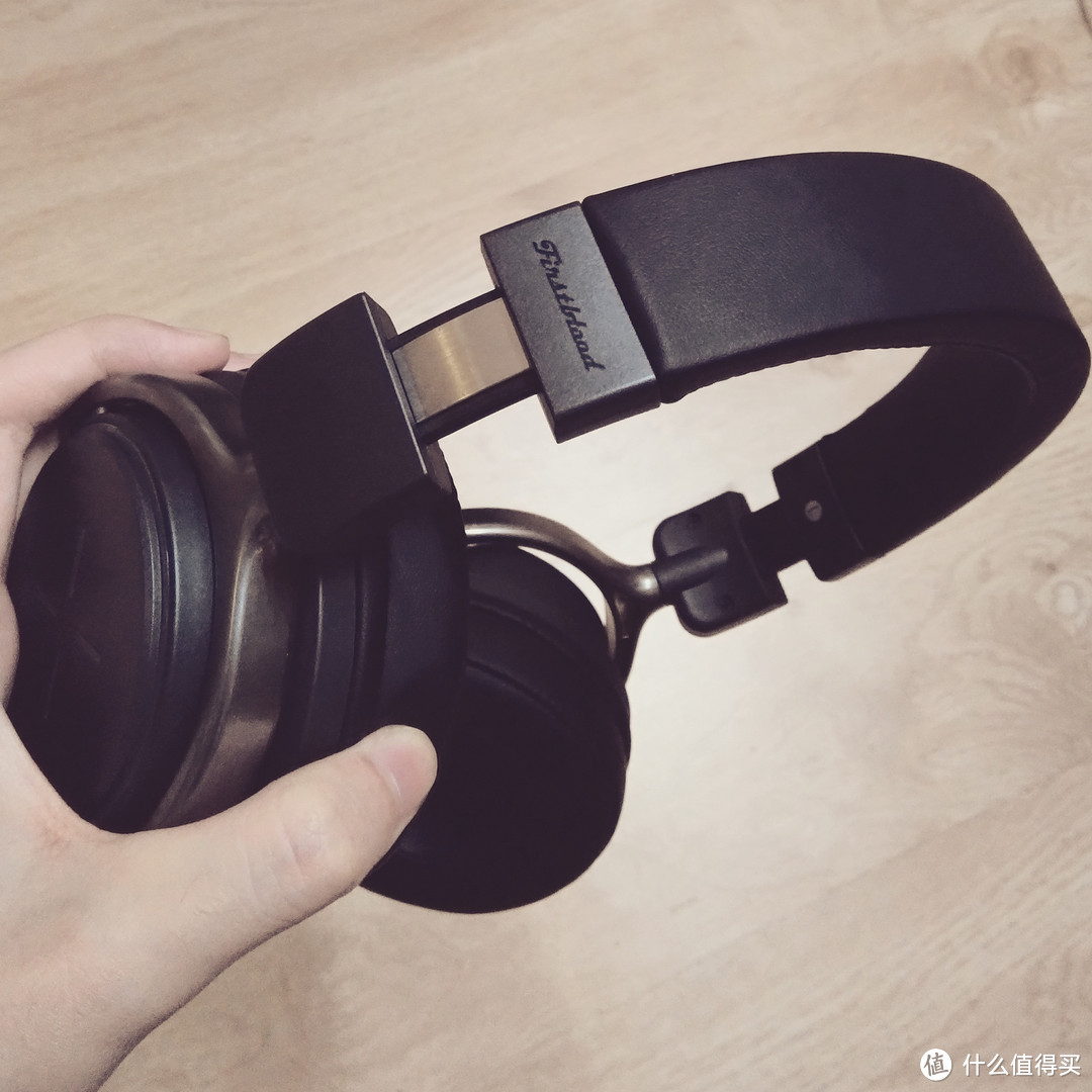黑爵AE3无线蓝牙耳机——稳中求创新 有颜又实在