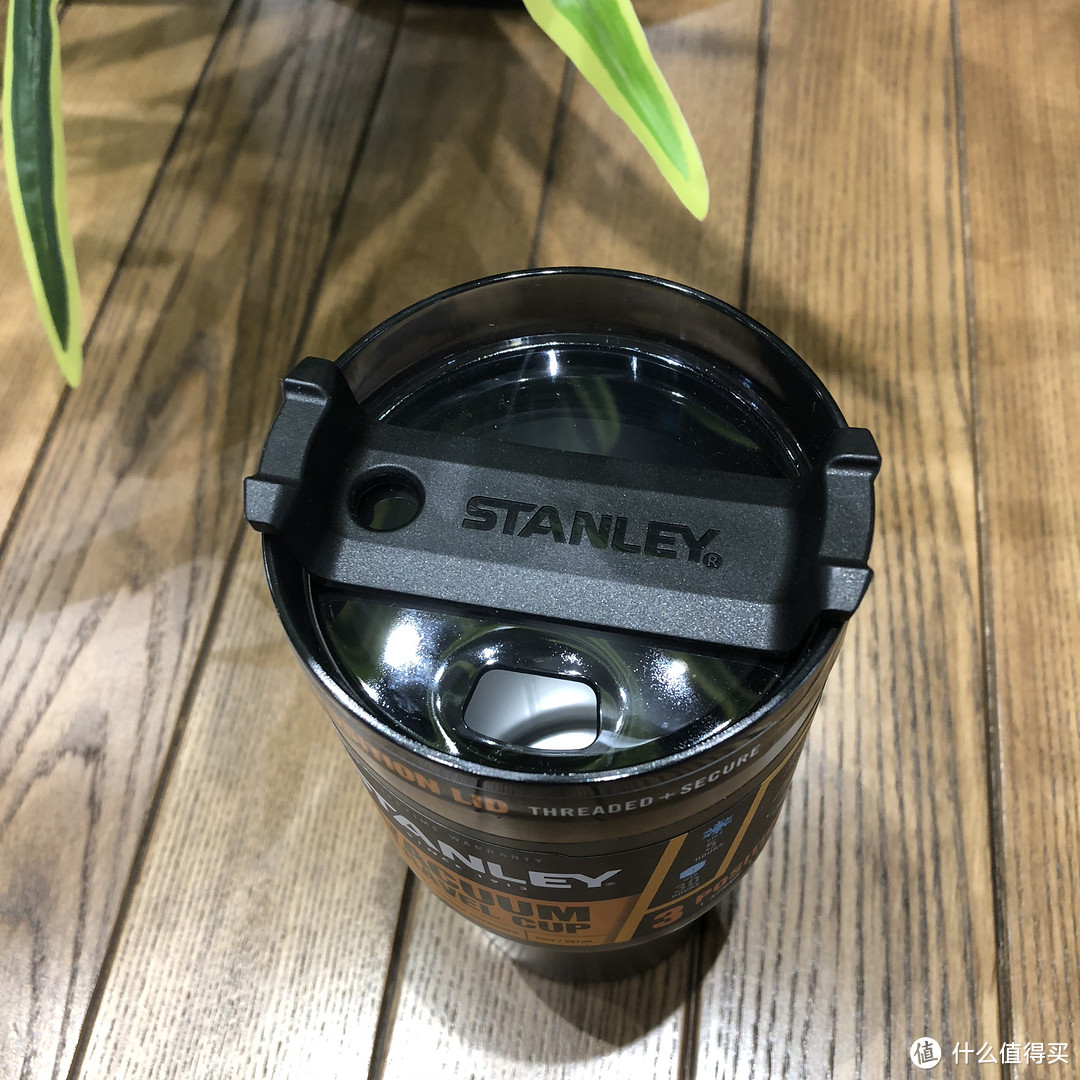 肯德基商城也有好货—STANLEY车载保温吸管杯开箱