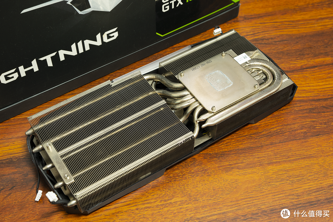 致即将失去光环的前地表最强显卡：MSI 微星 GTX1080Ti LIGHTNING 11G 光耀