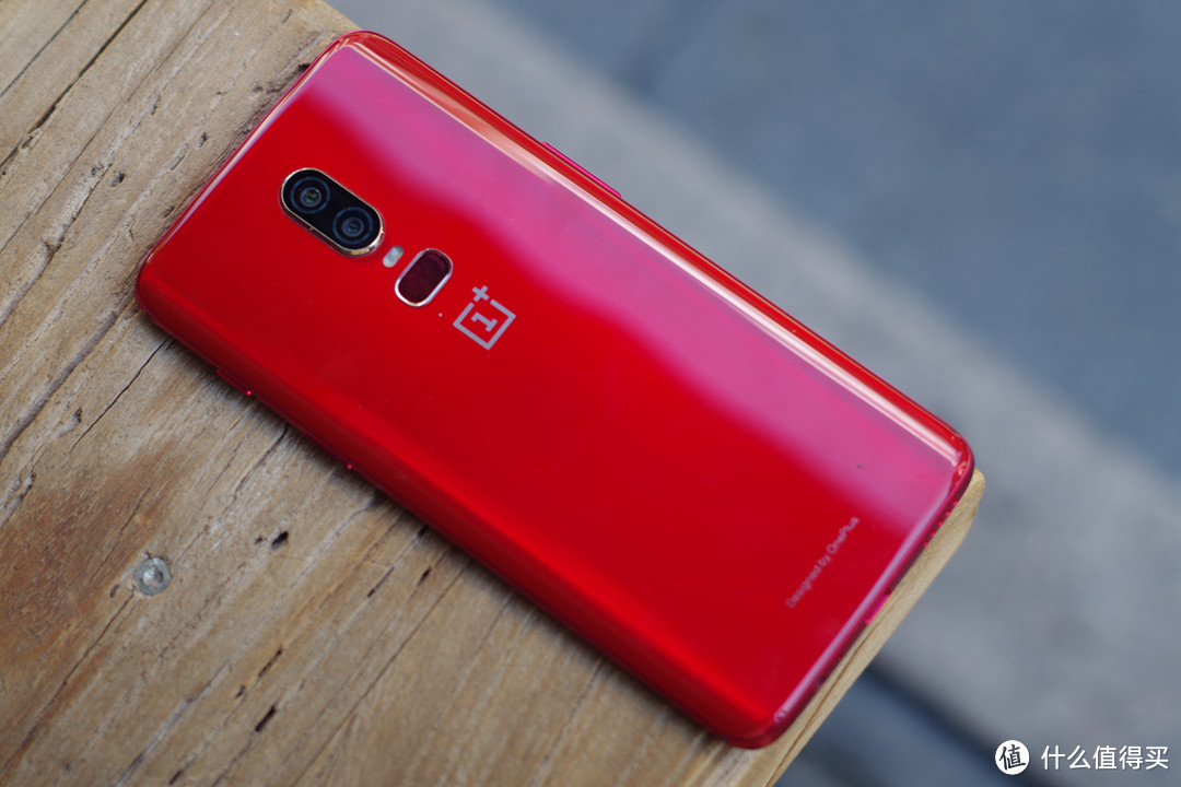 一抹飘红，一道工艺，一厢情愿：ONEPLUS 一加6 琥珀红 智能手机开箱