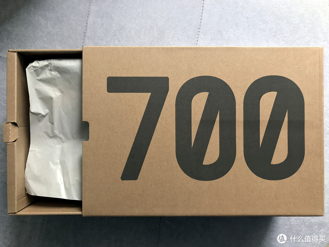 Adidas 阿迪达斯 Originals Yeezy Boost 700 运动鞋开箱