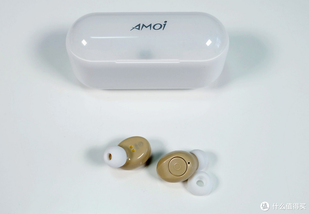 AMOI 夏新 F9 双耳蓝牙耳机 带充电舱，4.2和5.0版本开箱对比吐槽