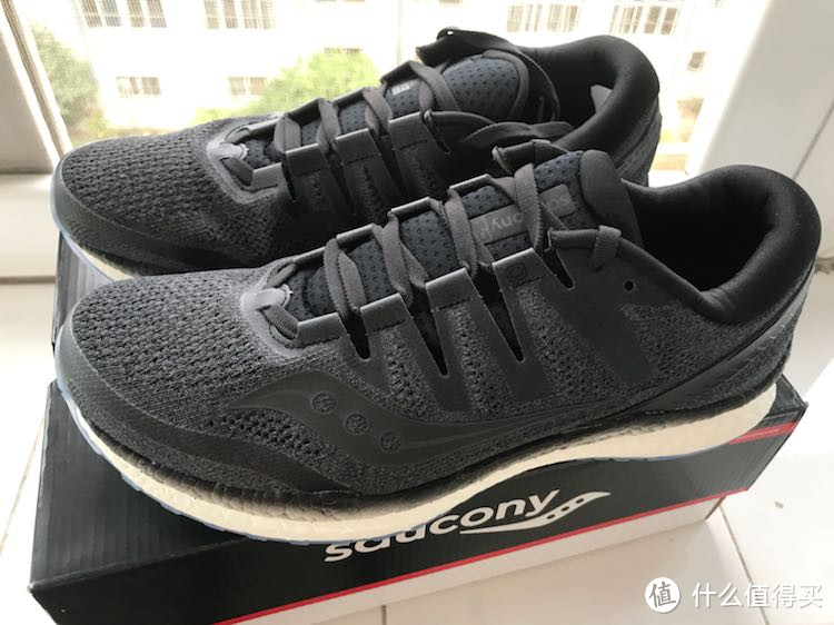 忍不住买买买！第三双Saucony 圣康尼 跑鞋—Freedom ISO 2 开箱