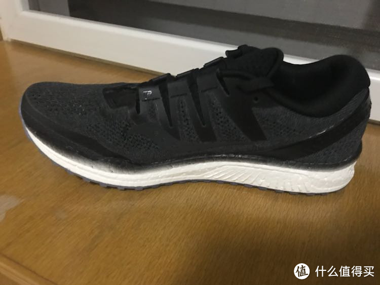 忍不住买买买！第三双Saucony 圣康尼 跑鞋—Freedom ISO 2 开箱