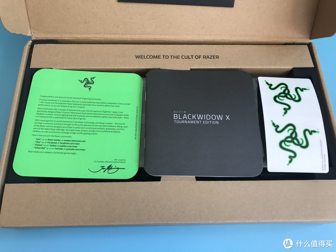 大妈又送键盘了：Razer 雷蛇 BlackWidow X 竞技版87键 游戏机械键盘开箱