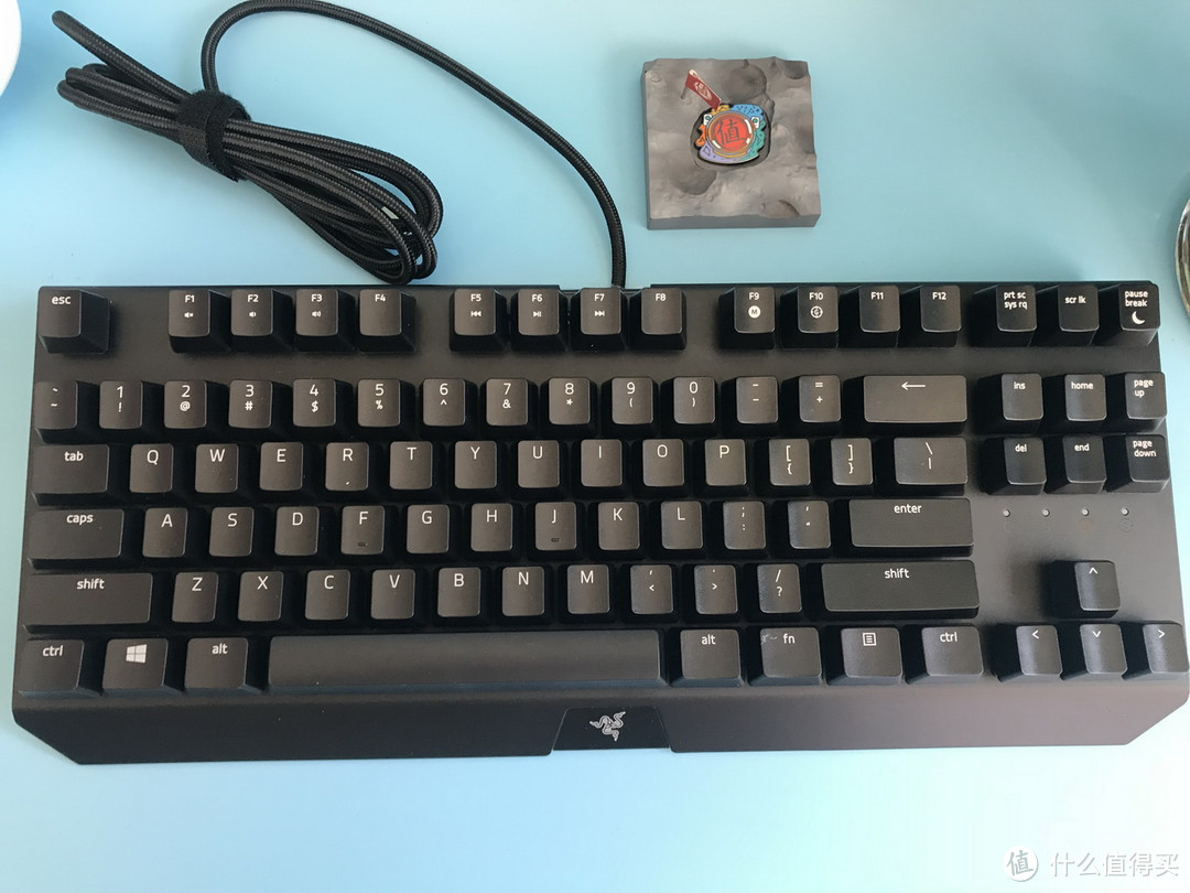 大妈又送键盘了：Razer 雷蛇 BlackWidow X 竞技版87键 游戏机械键盘开箱