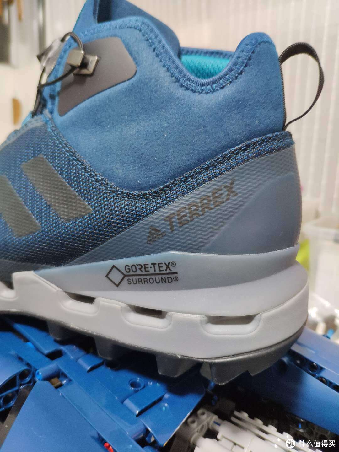 Adidas 阿迪达斯 Terrex Fast Mid GTX-Surround 登山鞋 开箱