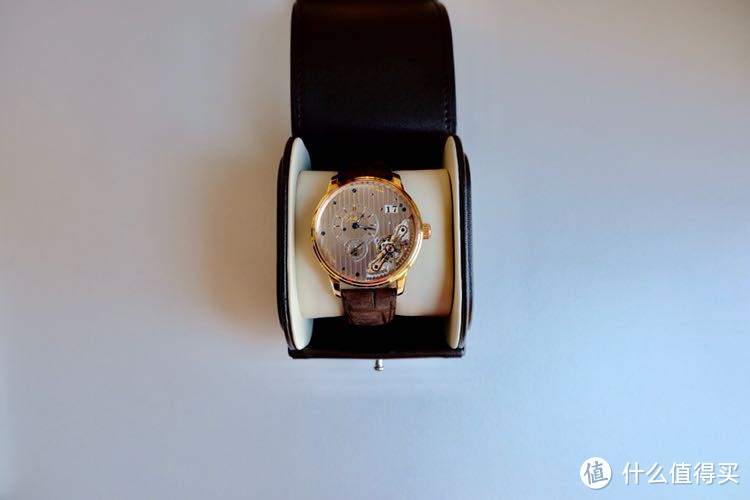 德国腕表的颜值担当，个人心中最美的腕表，没有之一；格拉苏蒂原创GO91