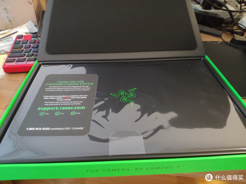 刀锋上跳跃的绿光—RAZER 雷蛇 灵刃2018 笔记本电脑开箱晒物