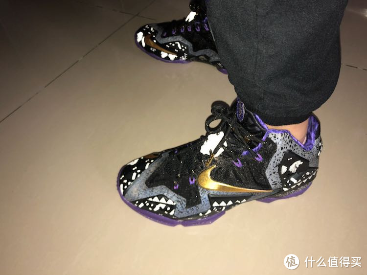 终于买到当年最喜欢的詹11黑人月啦—Nike 耐克 LeBron 11 篮球鞋 开箱