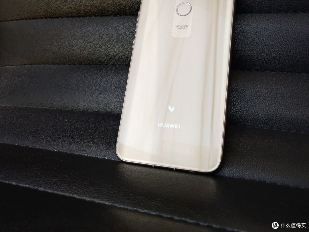 HUAWEI 华为 麦芒7 手机开箱简评