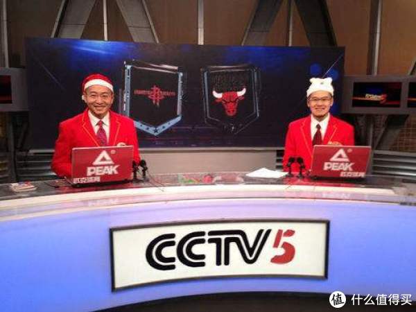 于嘉（左）和杨毅（右），球迷朋友肯定是再熟悉不过了