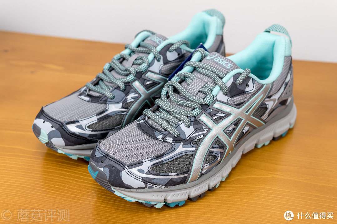 轻便舒适,价格不高,做工较粗犷—ASICS 亚瑟士 GEL-SCRAM 3 入门缓冲减震女式跑步鞋 开箱评测