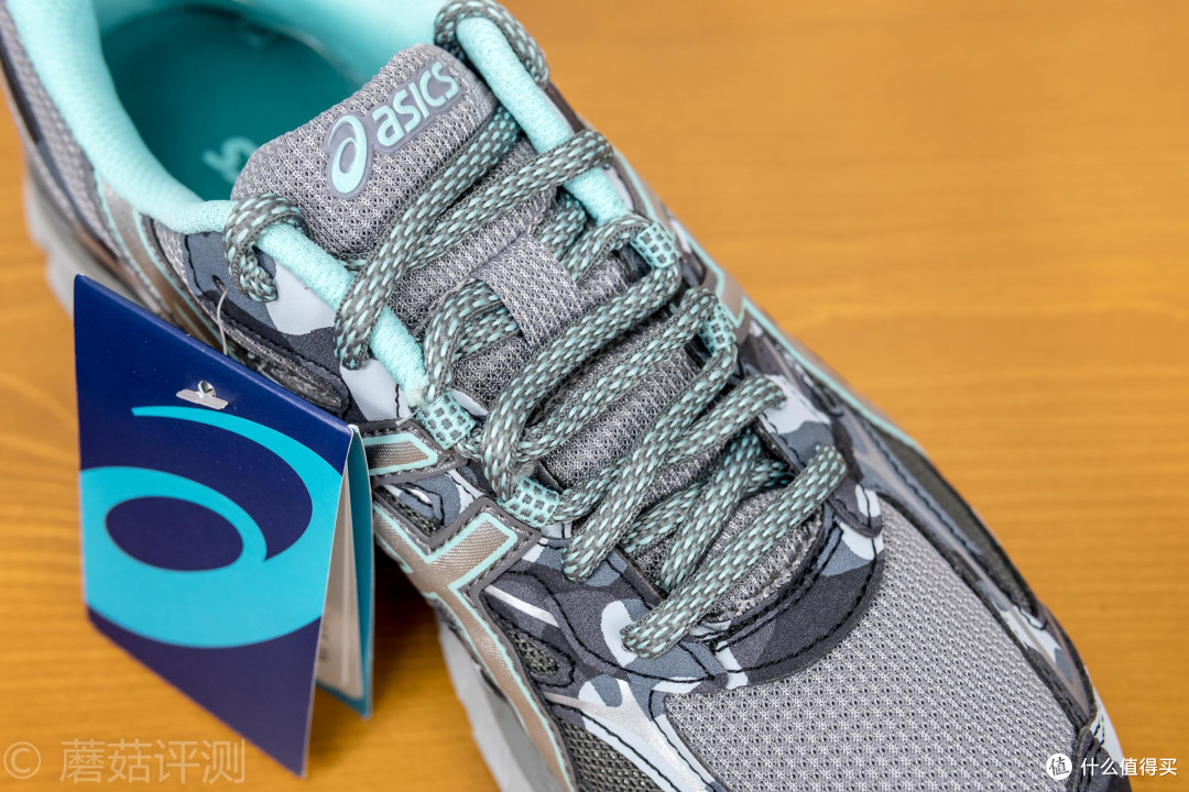 轻便舒适,价格不高,做工较粗犷—ASICS 亚瑟士 GEL-SCRAM 3 入门缓冲减震女式跑步鞋 开箱评测